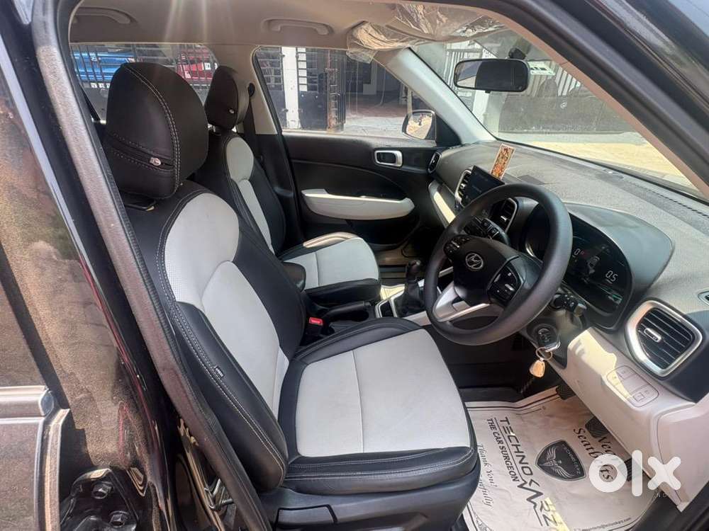 Hyundai Venue 2024 Petrol Good Condition