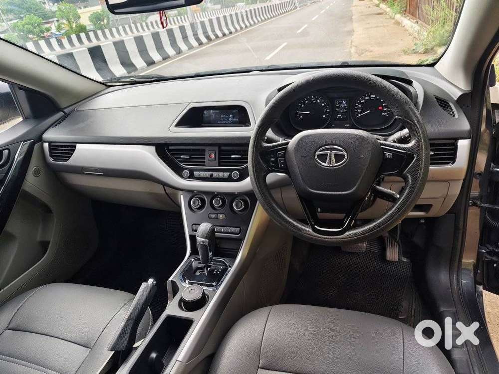 Tata Nexon 1.2 Revotron Xma Amt (s), 2019, Petrol