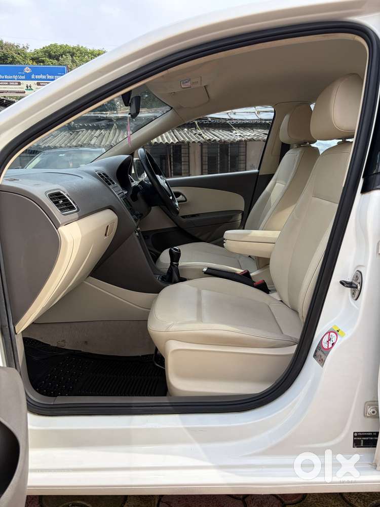 Volkswagen Vento 1.6 Highline Plus 16 Alloy, 2015, Petrol