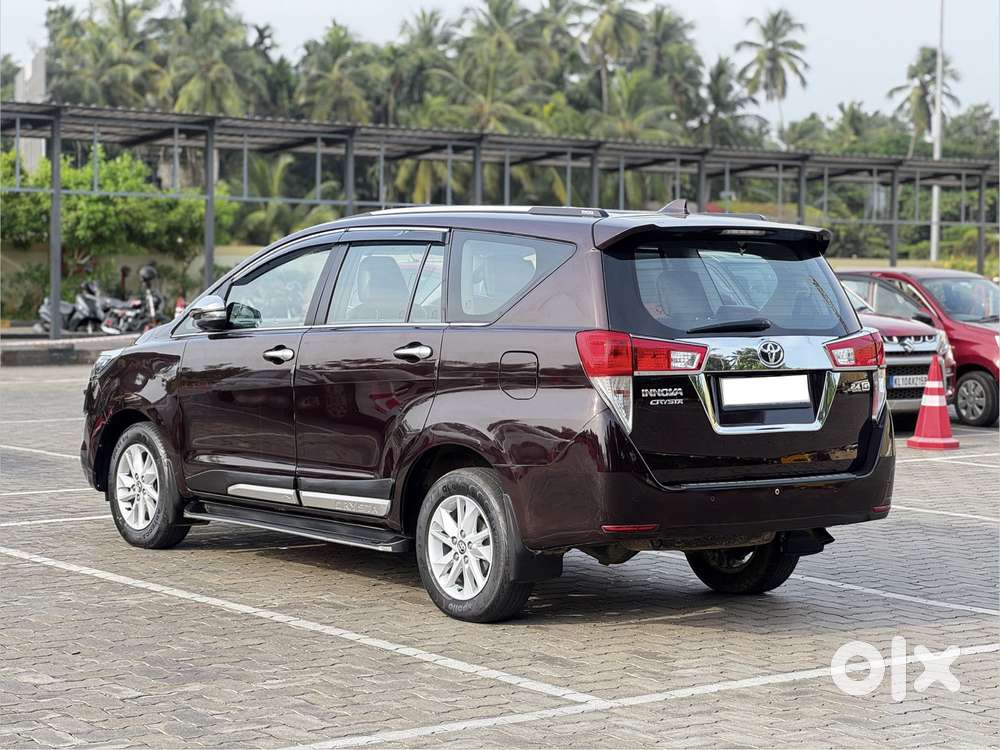 Toyota Innova Crysta 2.4 G Mt 8s, 2019, Diesel