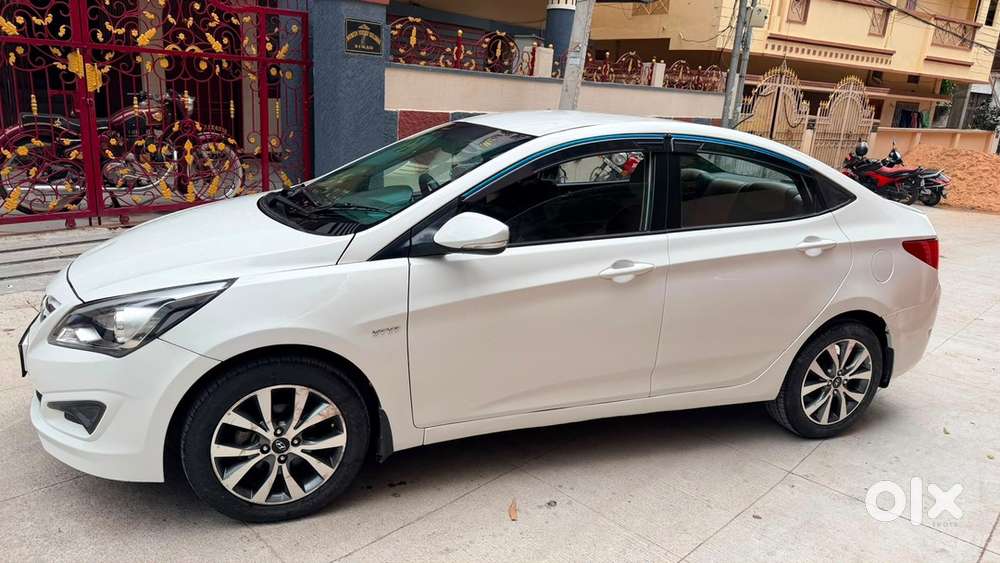 Hyundai Verna Petrol 2016