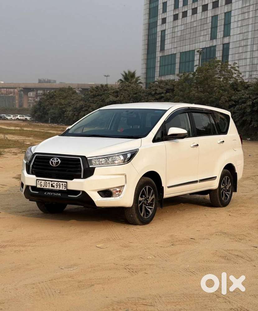 Toyota Innova Crysta
