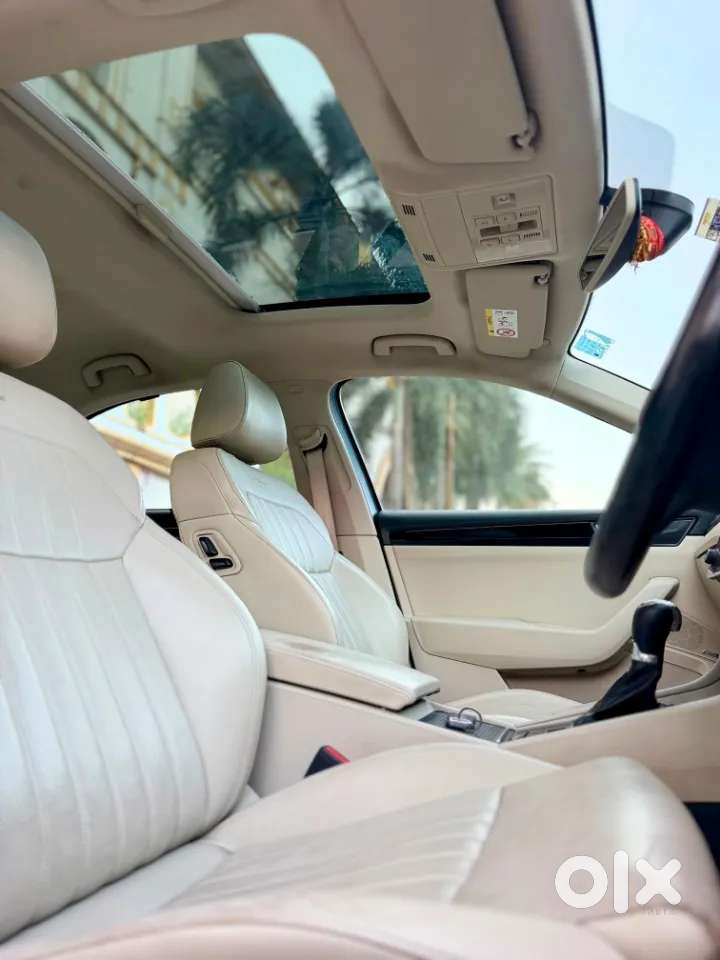 Skoda Superb 2.0 L&k Tsi At, 2020, Petrol