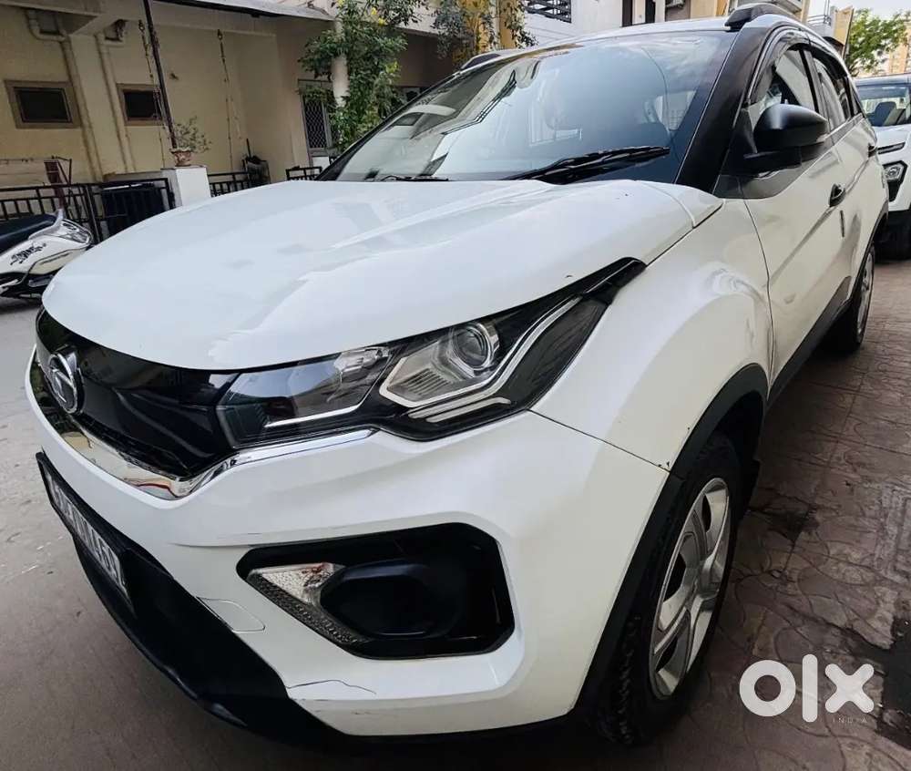 Tata Nexon Petrol 2021 2nd Owner