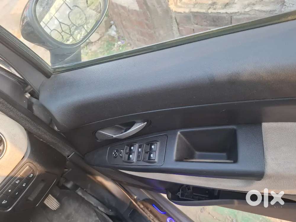 Fiat Punto Evo Dec 2015 New Tyers Good Condition Service Done 23+ Aver