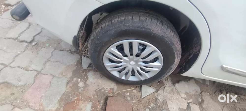 Maruti Suzuki Dzire 1.2 Vxi, 2023, Petrol