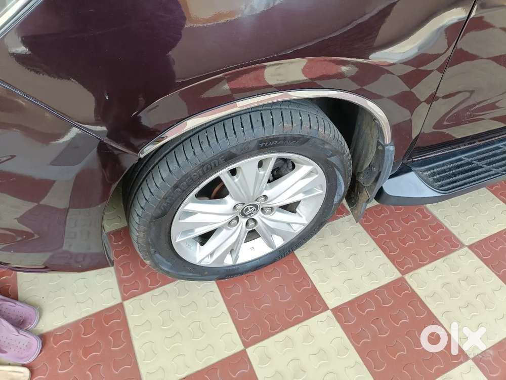 Toyota Innova Crysta 2016 2.8z