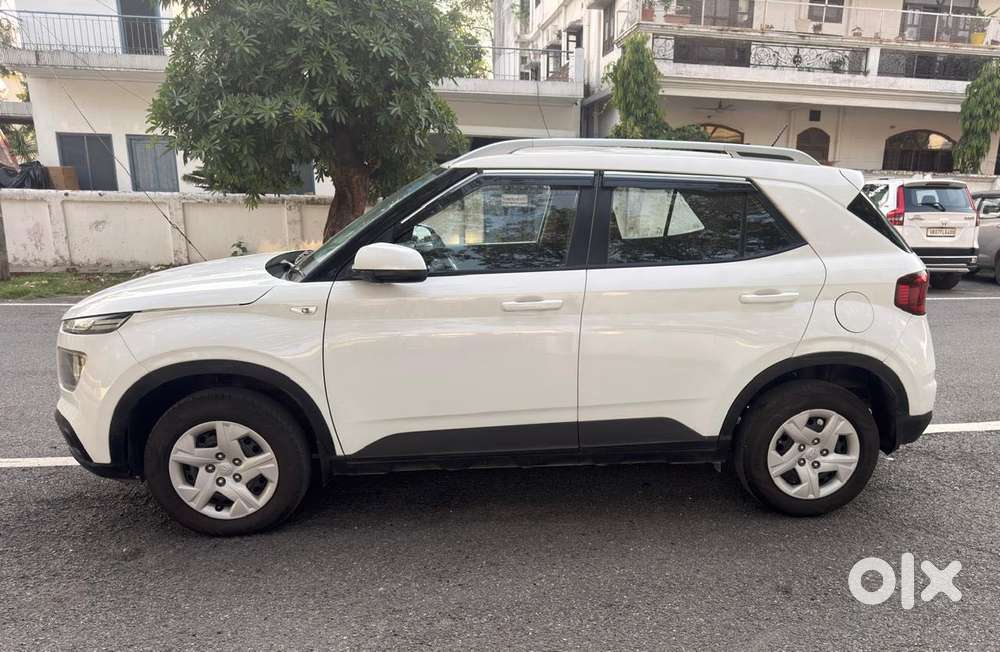 Hyundai Venue S Turbo Dct, 2019, Petrol