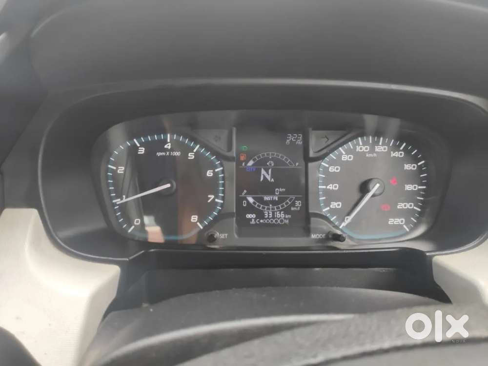 Tata Punch Accomplished AMT, 2022, Petrol
