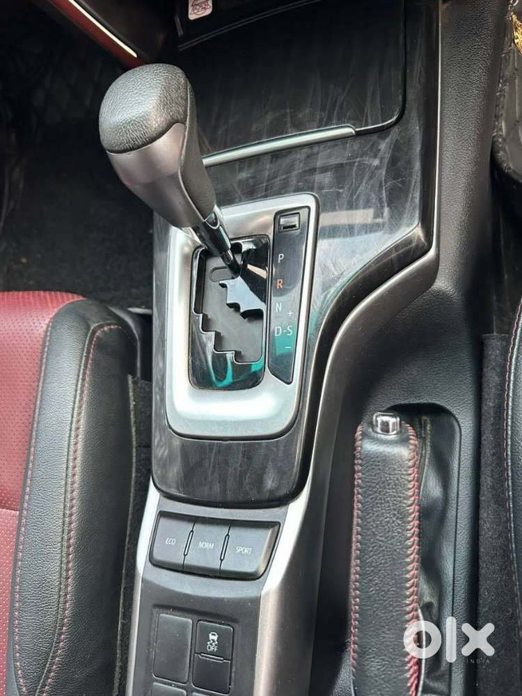 Toyota Fortuner Legender 4x2 At 2.8, 2024, Diesel
