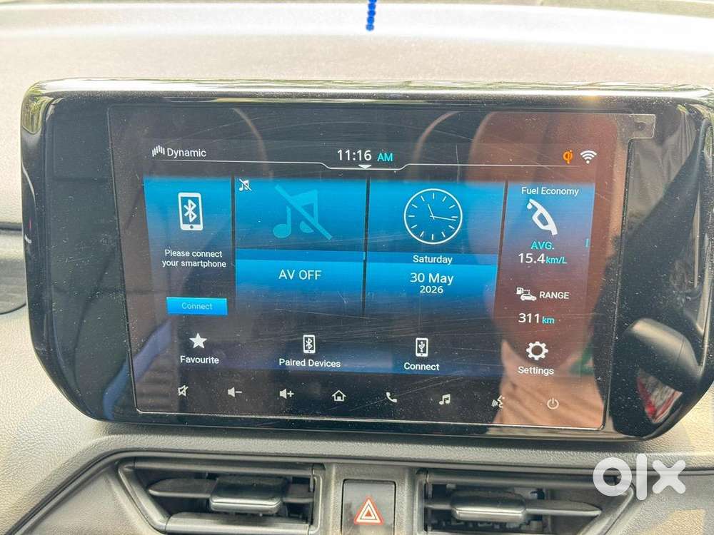 2024 Swift Zxi Plus Dual-tone Blue  Warranty Till 2030  19k Km