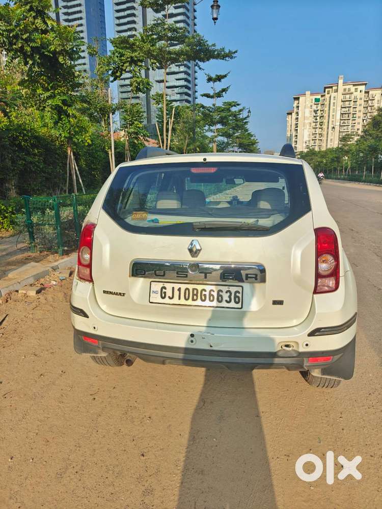 Renault Duster Rxl Petrol Top Model [2013]
