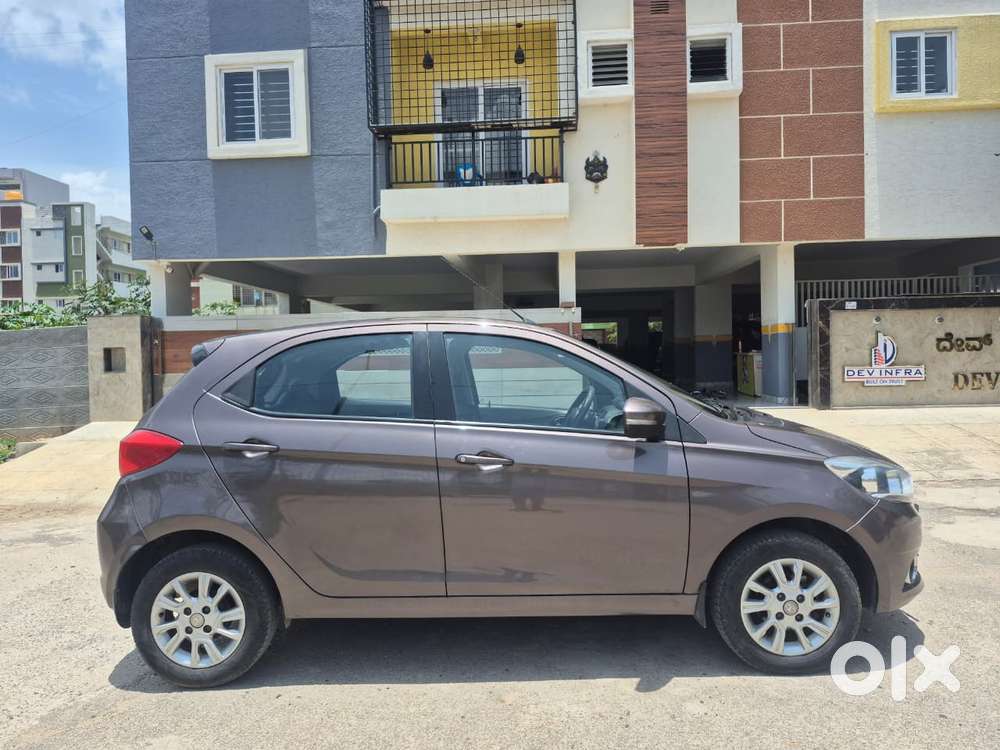 Tata Tiago 1.2 Revotron Xza, 2018, Petrol