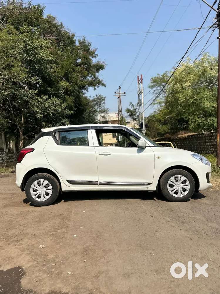 Maruti Suzuki Swift 2021 Petrol 33000 Km Driven