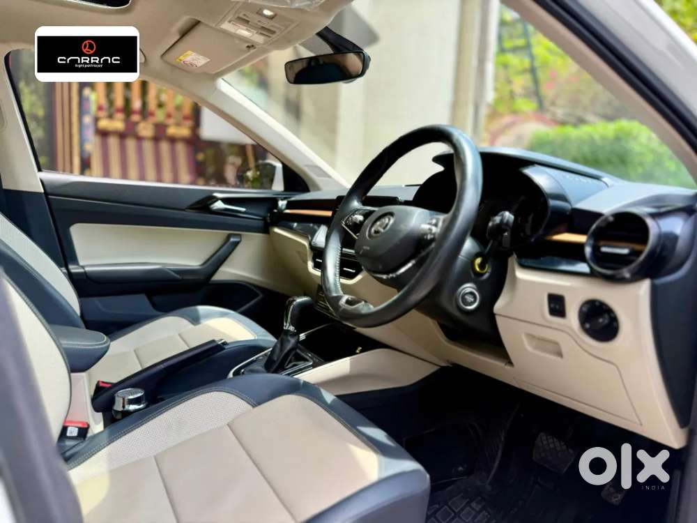 Skoda Slavia Style 1.0l Tsi At, 2023, Petrol