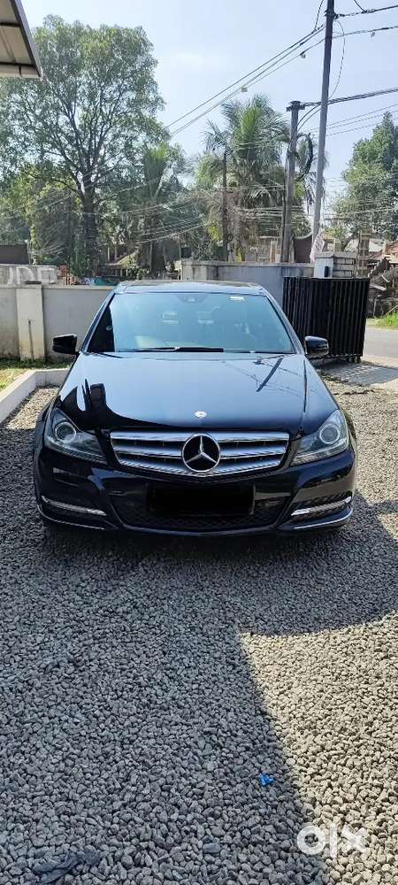 Mercedes Benz C200
Petrol
2011 Model Rgtd In 2012 Elegance Top End