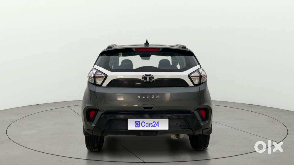 Tata Nexon 1.5 Revotorq Xma Plus (s) Amt, 2022, Petrol