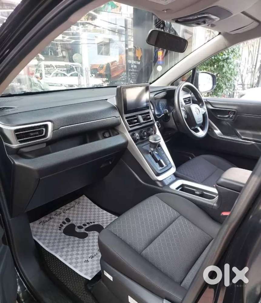 Toyota Innova Hycross 2.0 Gx 7 Str, 2024, Petrol