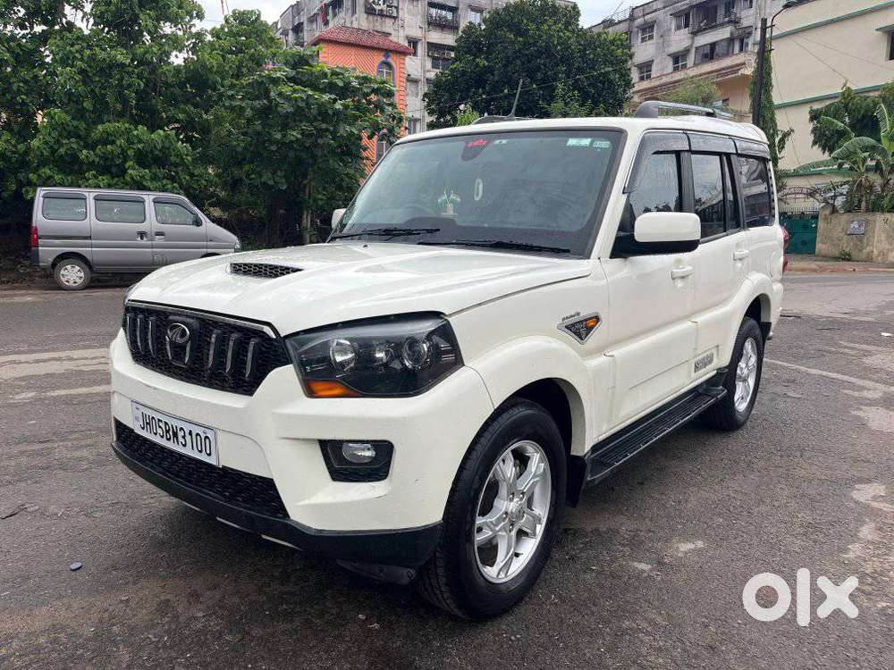 Mahindra Scorpio S10, 2016, Diesel