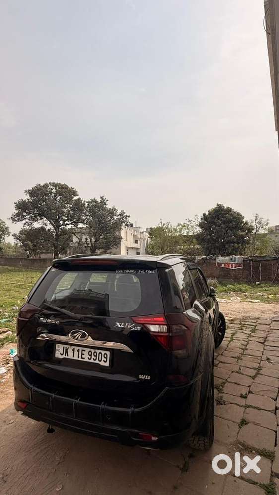 Mahindra Xuv500 2021 Diesel Well Maintained