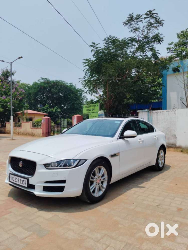 Jaguar Xe 2.0l Diesel Pure, 2017, Diesel