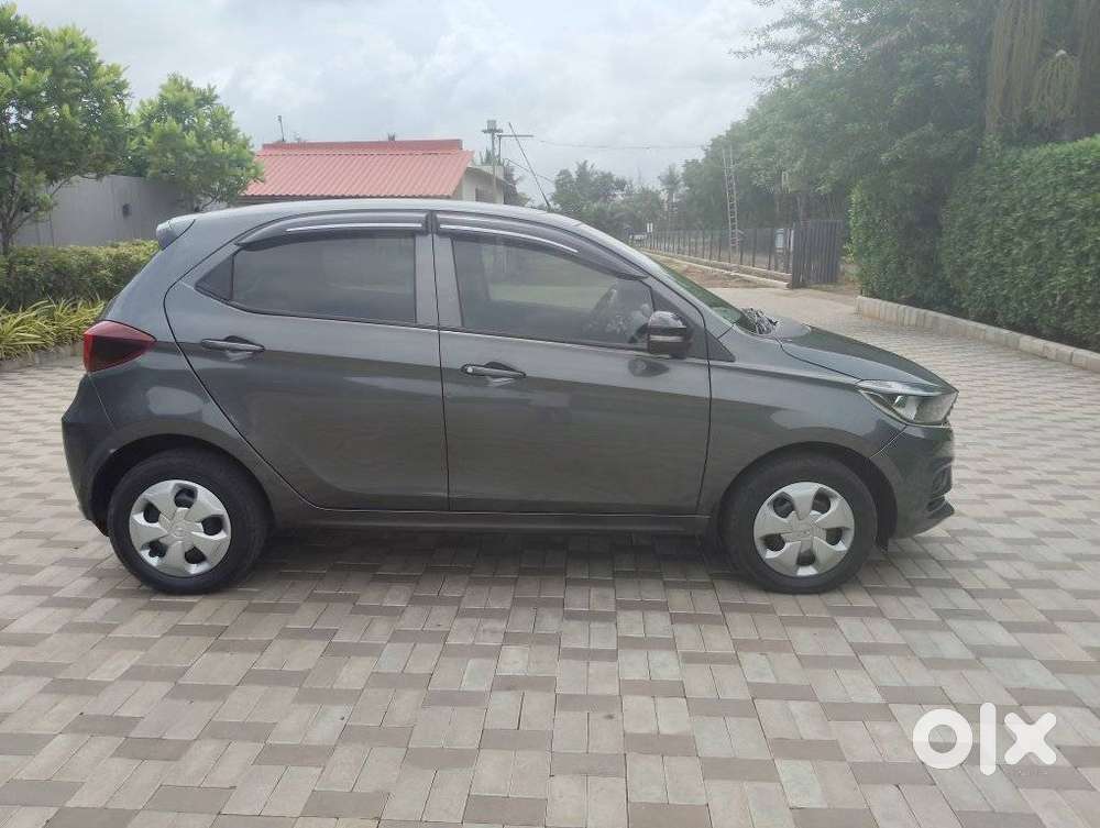 Tata Tiago 1.2 Revotron Xt Cng, 2022, Petrol