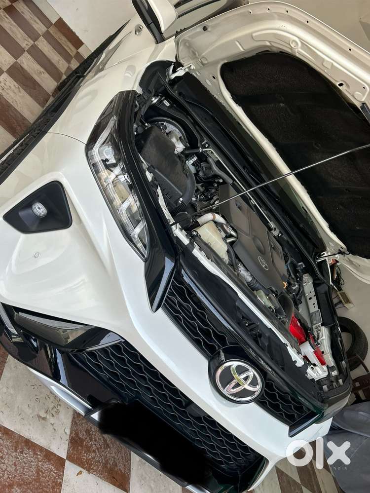 Toyota Fortuner Legender 2021