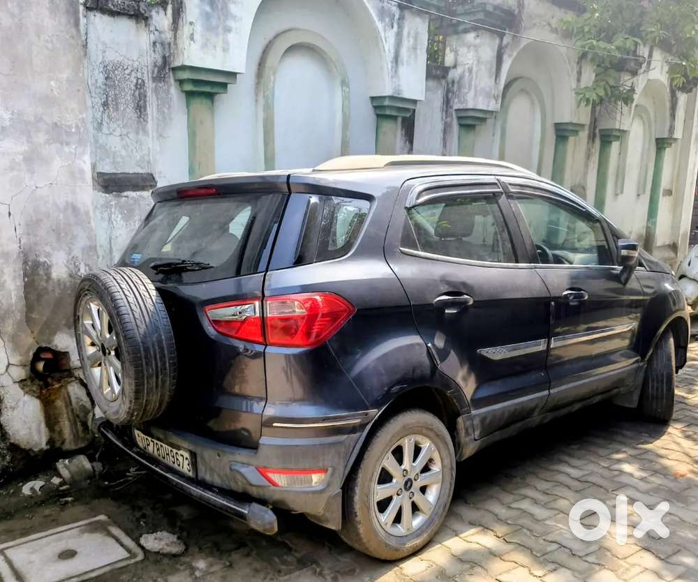 Ford Escort Sport E Petrol 2014