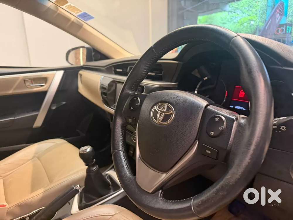 Toyota Corolla Altis 1.8 G, 2014, Petrol