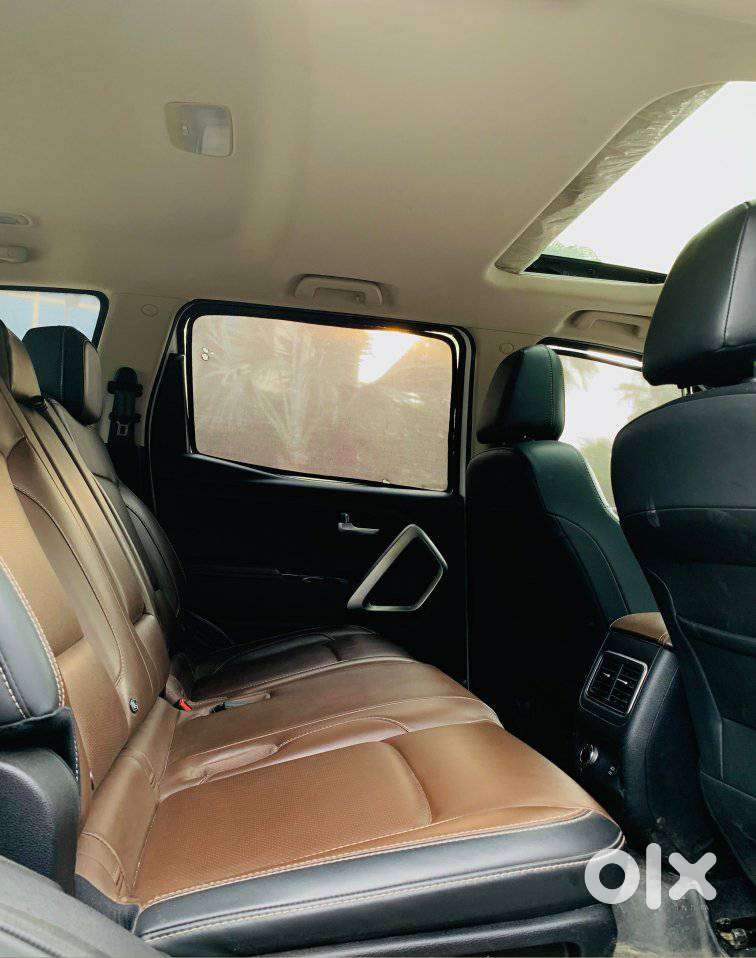 Mahindra Scorpio N Z8 Petrol Mt 7 Str, 2023, Petrol
