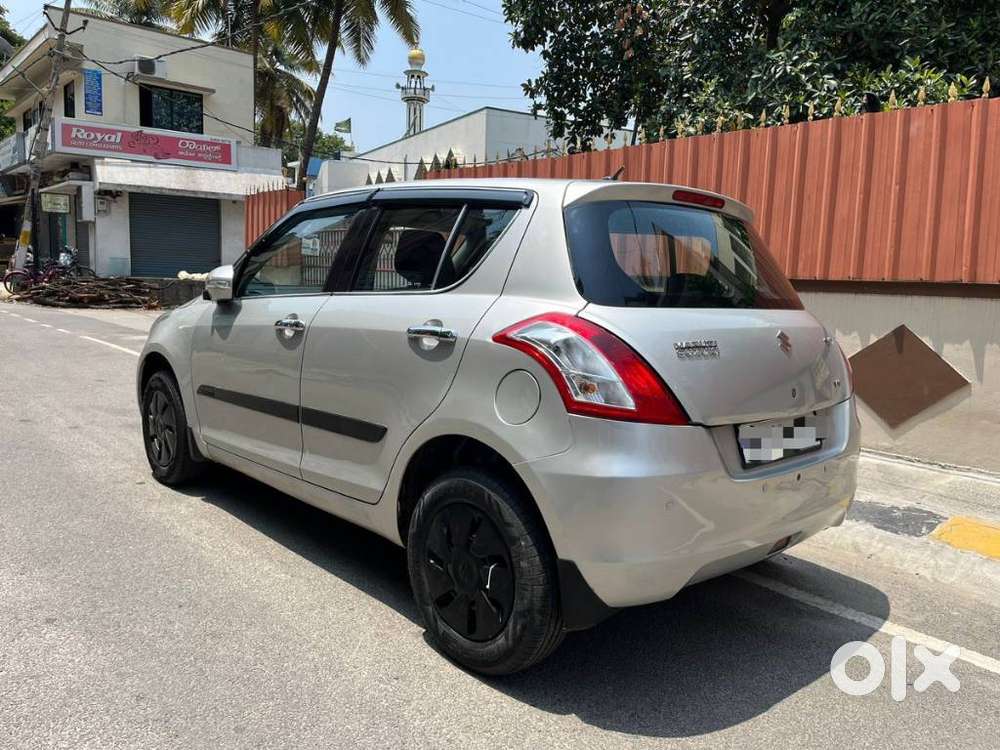 Maruti Suzuki Swift Vxi 1.2 Abs Bs-iv, 2014, Petrol