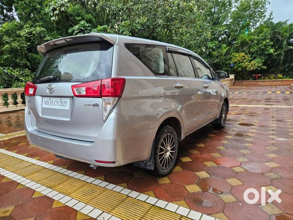Toyota Innova Crysta 2.8z Automatic, 2016, Diesel