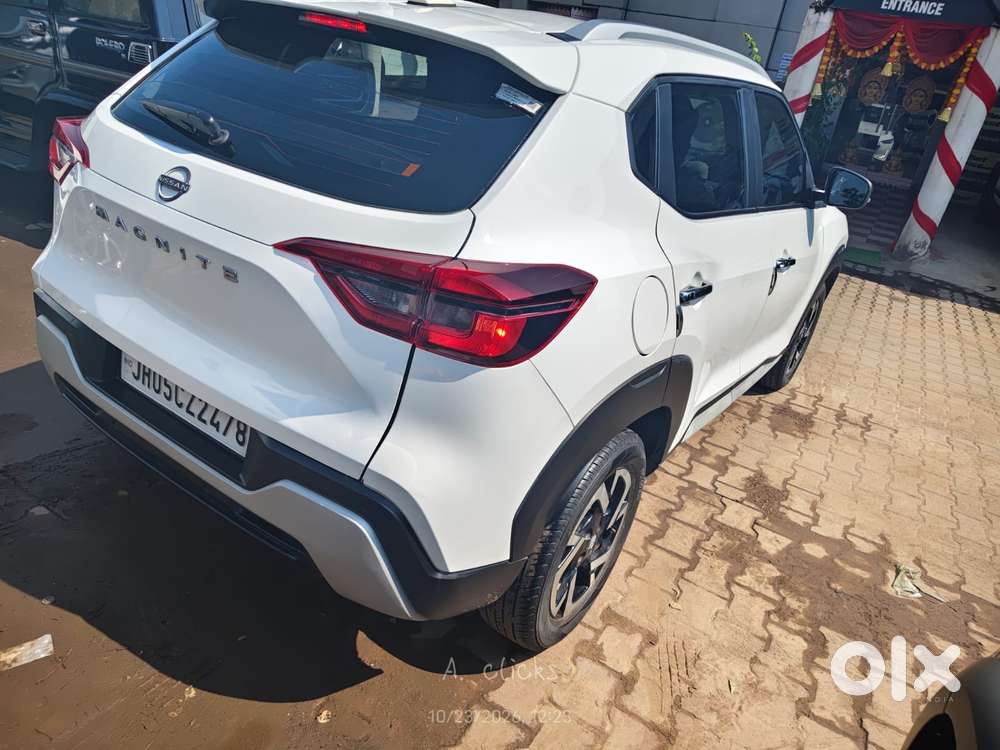 Nissan Magnite 1.0 Xv, 2021, Petrol