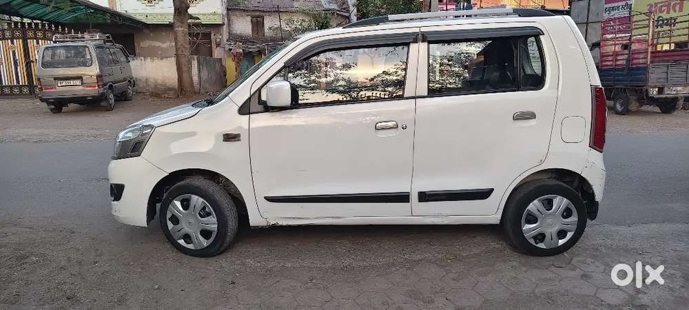 Vxi 4 Power Window Abs 4 Tyre 80% Top Model Back Wiper Back Cameraled