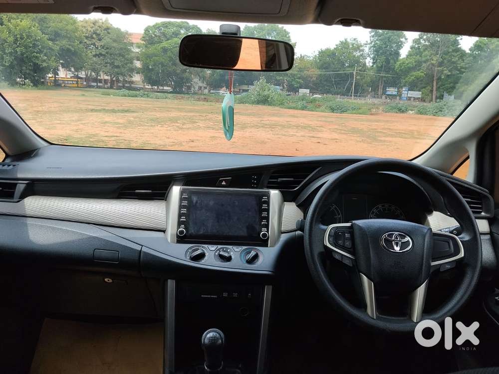 Toyota Innova Crysta 2.4 G Mt, 2022, Diesel