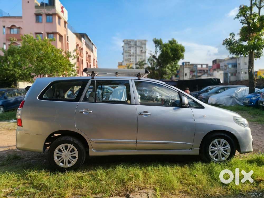Toyota Innova 2.5 G (diesel) 8 Seater, 2016, Diesel