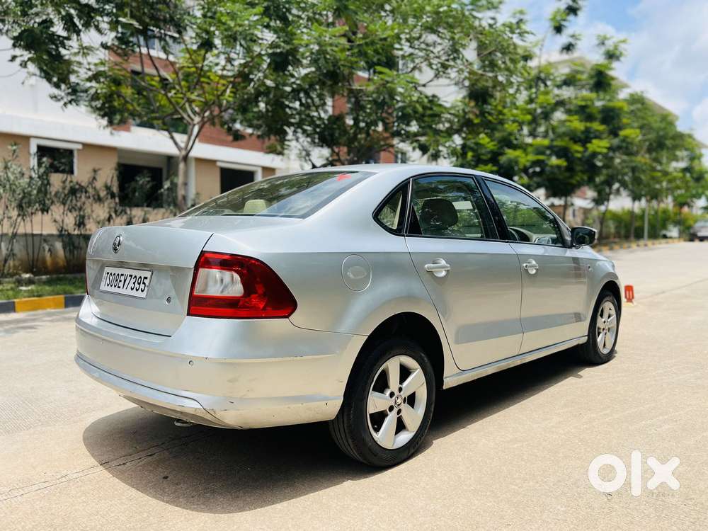 Skoda Rapid 1.5 Tdi At Elegance Plus, 2015, Diesel