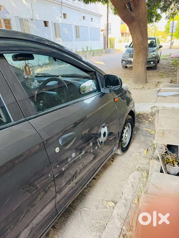 Hyundai Eon 2015 Petrol Well Maintained