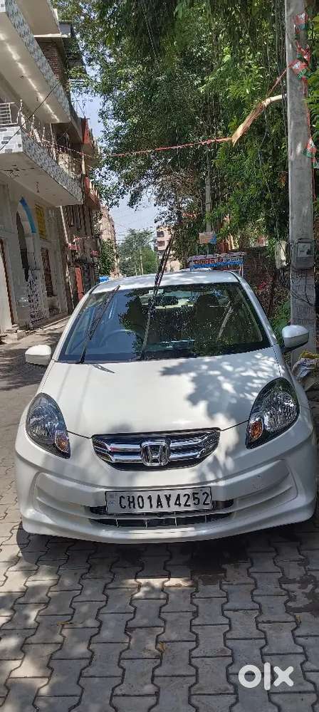 Honda Amaze 2014 Petrol Well Maintained