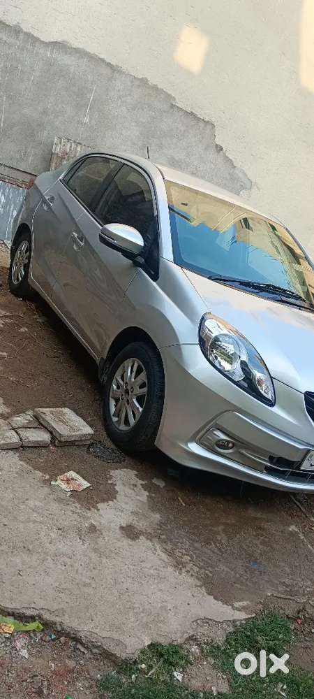 Honda Amaze 2015 Diesel 60000 Km Driven