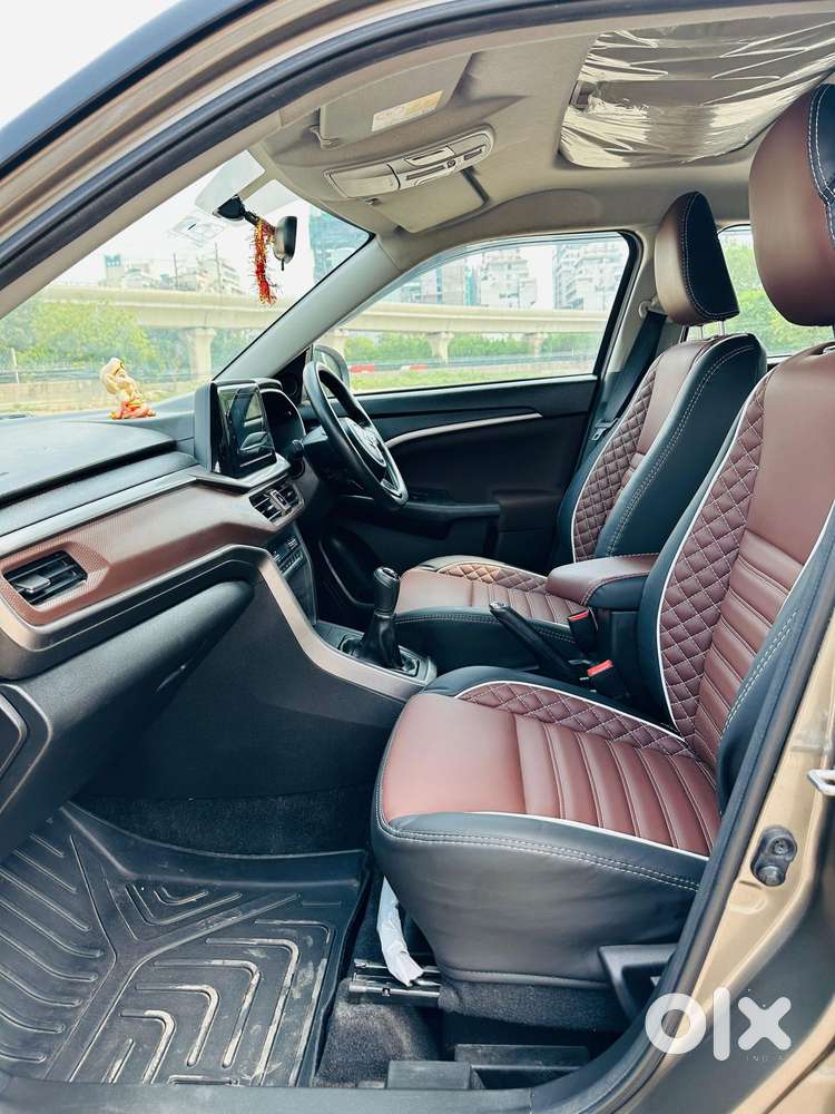 Maruti Suzuki Brezza 1.5 Zxi Smart Hybrid, 2023, Petrol