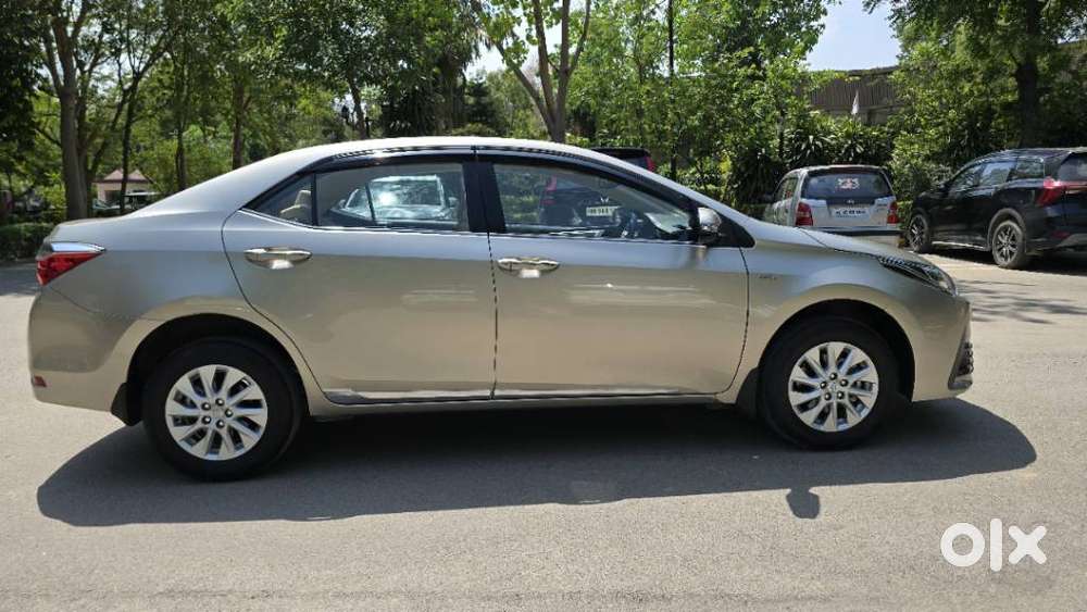 Toyota Corolla Altis 2013-2017 G At, 2017, Petrol