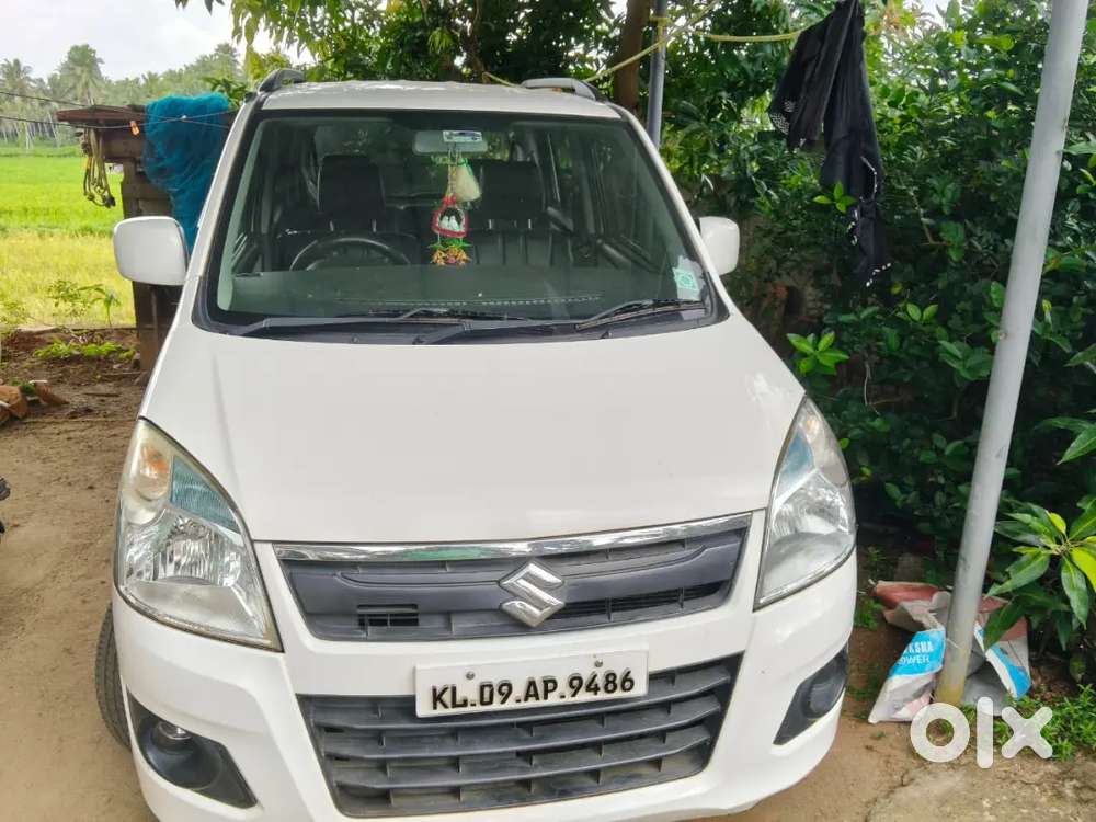 Wagnor,white Colour, Neat And Clean Vehicle