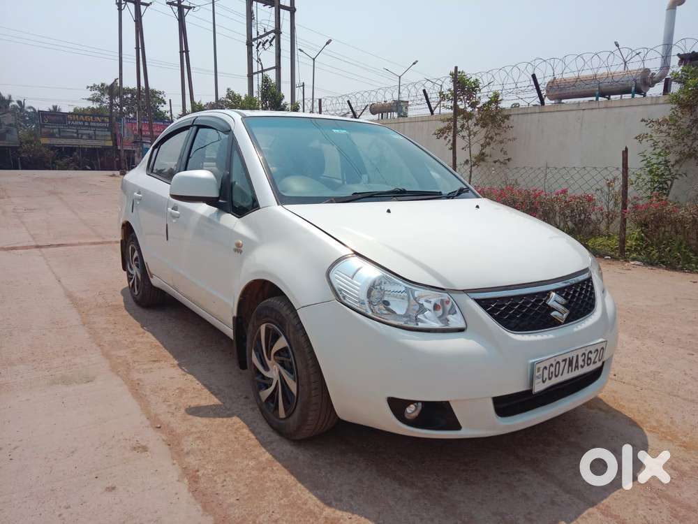 Maruti Suzuki Sx4 Vxi Bsiv, 2010, Petrol