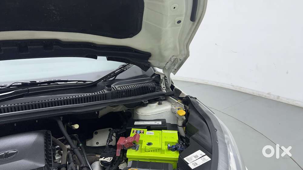 Tata Nexon 1.2 Revotron Xm (s), 2022, Petrol