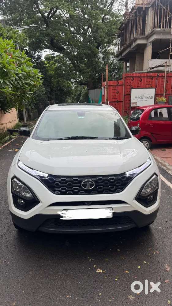 Tata Harrier 2023 Diesel Automatic 29000 Km Driven