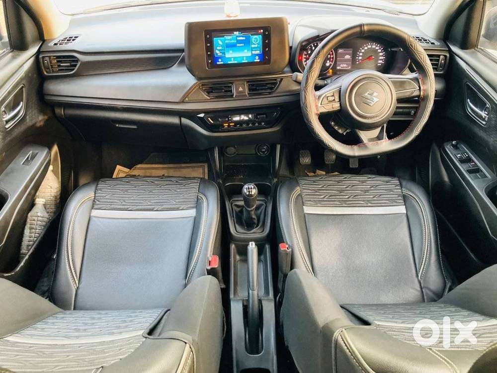 Maruti Suzuki New-gen Swift Vxi, 2025, Petrol