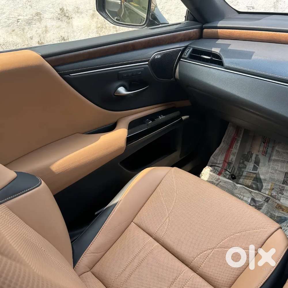 Lexus Es 300h 2022