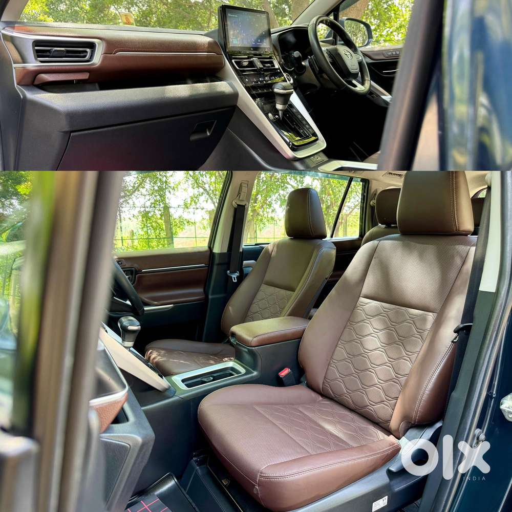 Toyota Innova Hycross 2.0 Zx (o) Hybrid 7 Str, 2024, Petrol