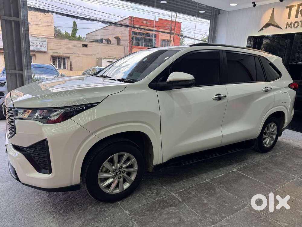Toyota Innova Hycross 2.0 Gx 7 Str, 2023, Petrol
